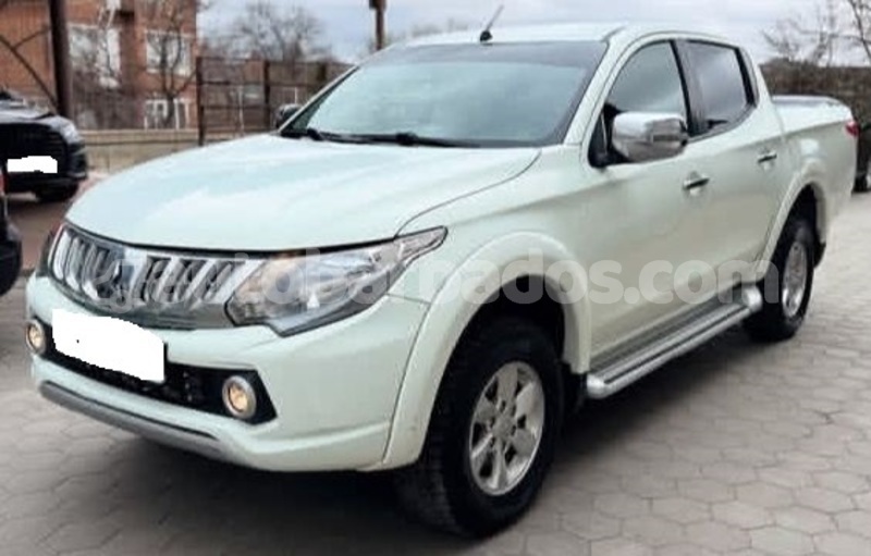 Big with watermark mitsubishi l200 barbados bridgetown 4918