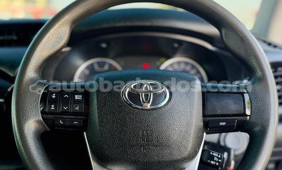 Buy Used Toyota Hilux White Car in Import - Dubai in Barbados Buy Used Toyota Hilux White Car in Import - Dubai in Barbados