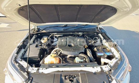 Buy Used Toyota Hilux White Car in Import - Dubai in Barbados Buy Used Toyota Hilux White Car in Import - Dubai in Barbados
