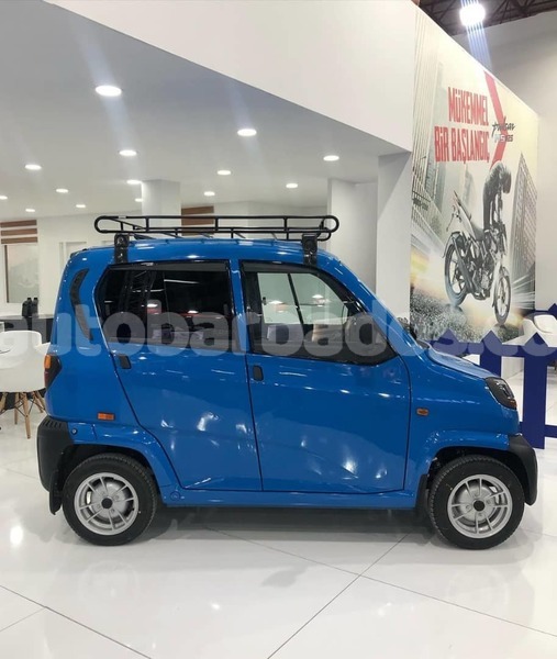 Big with watermark bajaj qute barbados import dubai 4931