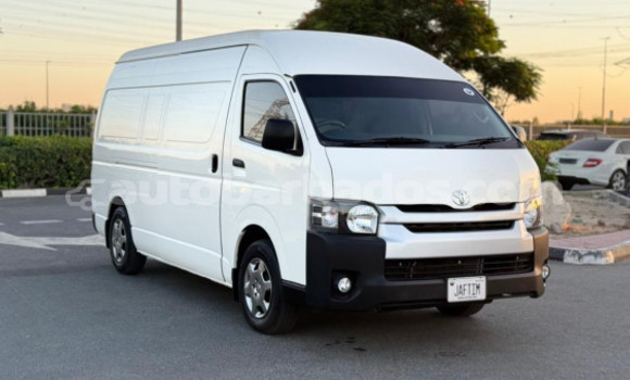Buy Used Toyota Hiace White Car in Import - Dubai in Barbados Buy Used Toyota Hiace White Car in Import - Dubai in Barbados