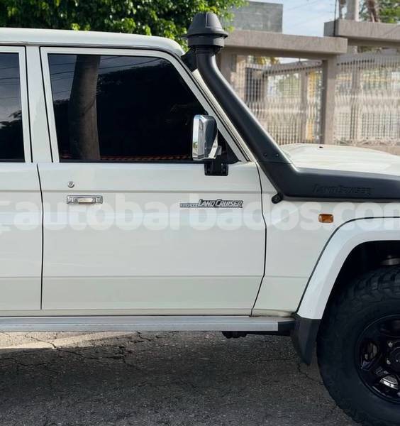 Big with watermark toyota land cruiser barbados bridgetown 4977