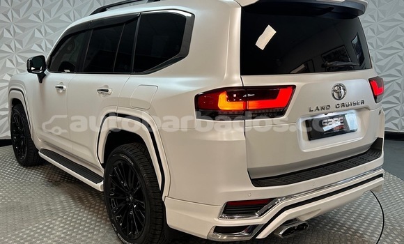 Buy Import Toyota Land Cruiser White Car in Bridgetown in Barbados Buy Import Toyota Land Cruiser White Car in Bridgetown in Barbados