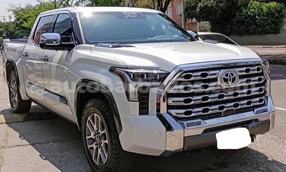 Buy Used Toyota Tundra White Car in Bridgetown in Barbados