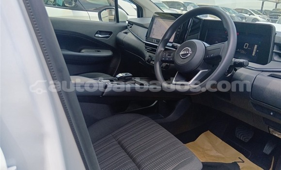 Buy Used Nissan Note White Car in Bridgetown in Barbados Buy Used Nissan Note White Car in Bridgetown in Barbados