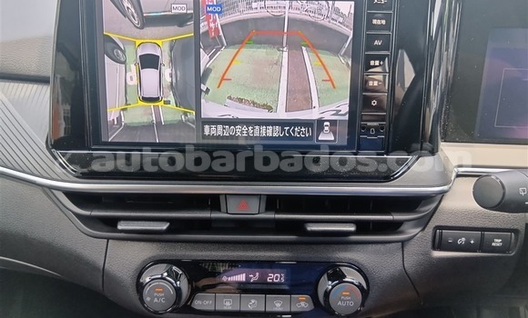 Buy Used Nissan Note White Car in Bridgetown in Barbados Buy Used Nissan Note White Car in Bridgetown in Barbados