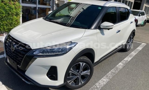 Buy Used Nissan Kix White Car in Bridgetown in Barbados Buy Used Nissan Kix White Car in Bridgetown in Barbados