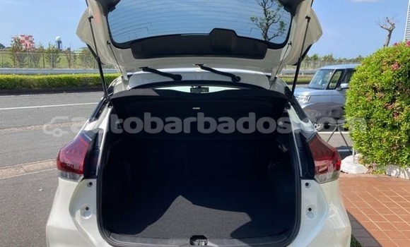 Buy Used Nissan Kix White Car in Bridgetown in Barbados Buy Used Nissan Kix White Car in Bridgetown in Barbados