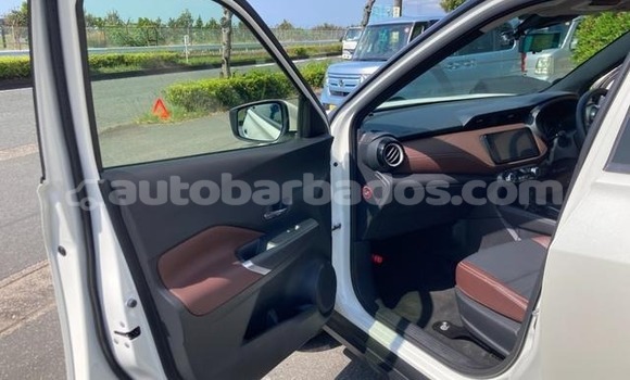 Buy Used Nissan Kix White Car in Bridgetown in Barbados Buy Used Nissan Kix White Car in Bridgetown in Barbados