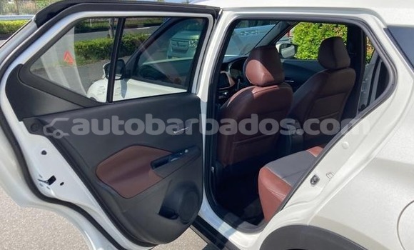 Buy Used Nissan Kix White Car in Bridgetown in Barbados Buy Used Nissan Kix White Car in Bridgetown in Barbados