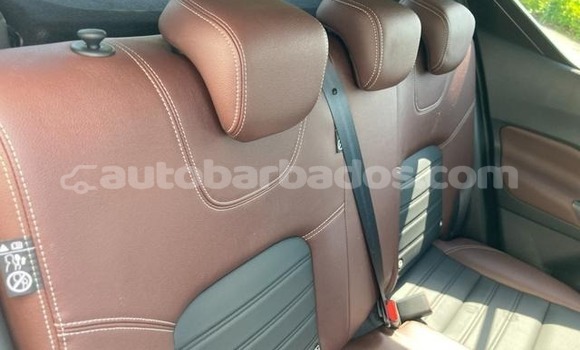 Buy Used Nissan Kix White Car in Bridgetown in Barbados Buy Used Nissan Kix White Car in Bridgetown in Barbados