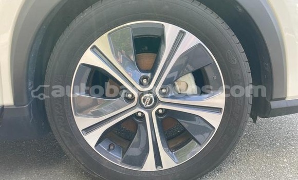 Buy Used Nissan Kix White Car in Bridgetown in Barbados Buy Used Nissan Kix White Car in Bridgetown in Barbados