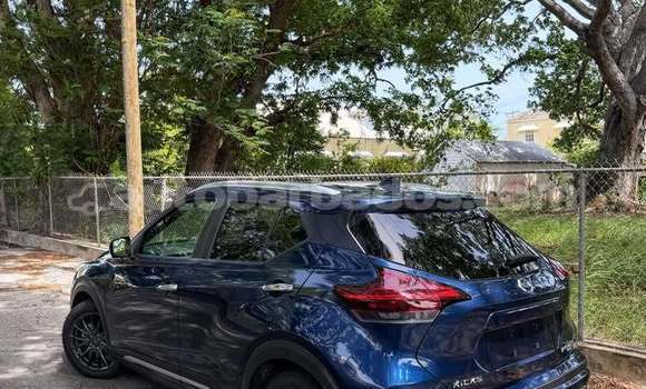Buy Used Nissan Kix Blue Car in Crane in Barbados