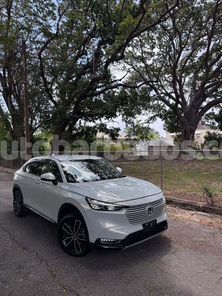 Big with watermark honda vezel barbados blackmans 5052