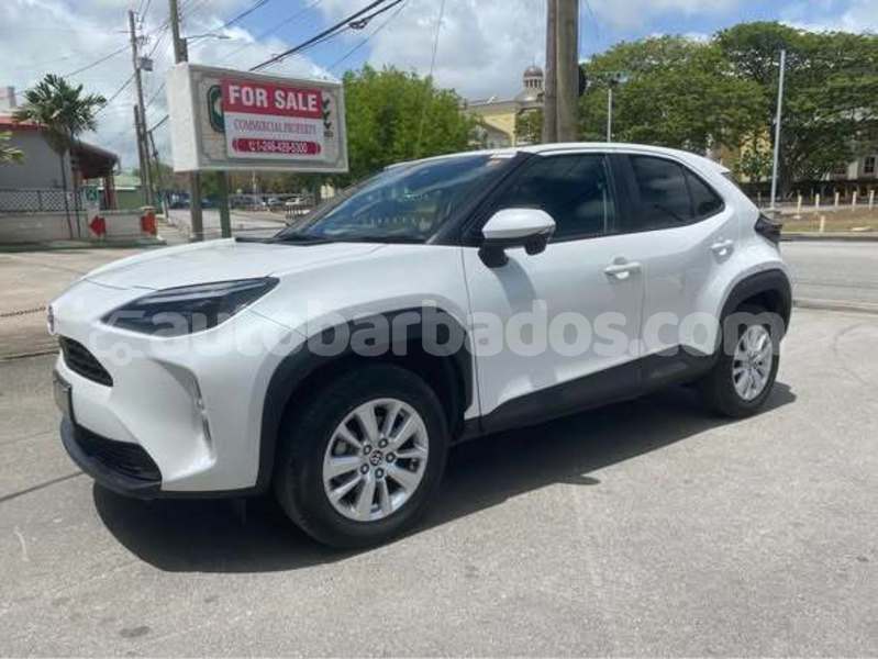 Big with watermark toyota yaris barbados bridgetown 5053