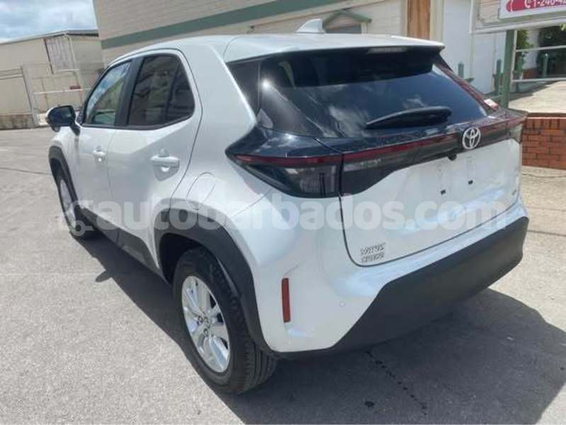 Big with watermark toyota yaris barbados bridgetown 5053