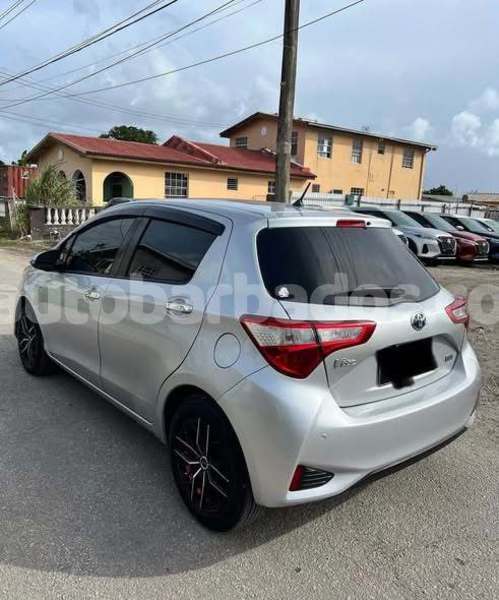 Big with watermark toyota vitz barbados bridgetown 5060