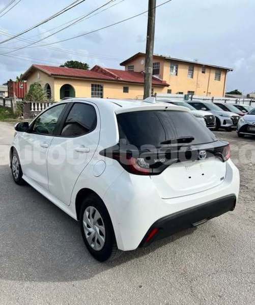 Big with watermark toyota yaris barbados bridgetown 5067