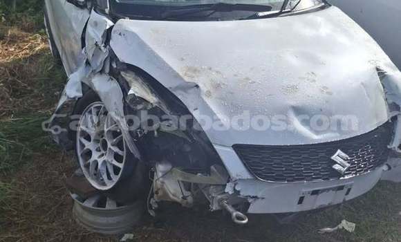 Buy Used Suzuki Swift White Car in Import - Dubai in Barbados Buy Used Suzuki Swift White Car in Import - Dubai in Barbados