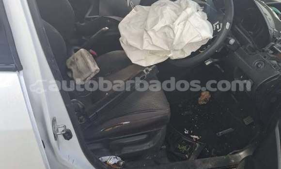 Buy Used Suzuki Swift White Car in Import - Dubai in Barbados Buy Used Suzuki Swift White Car in Import - Dubai in Barbados