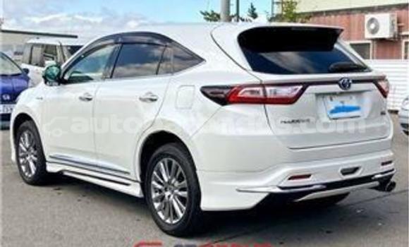 Buy Import Toyota Harrier White Car in Import - Dubai in Barbados Buy Import Toyota Harrier White Car in Import - Dubai in Barbados