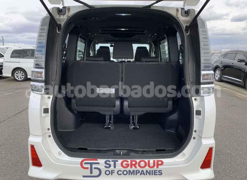 Big with watermark toyota voxy barbados import dubai 5088