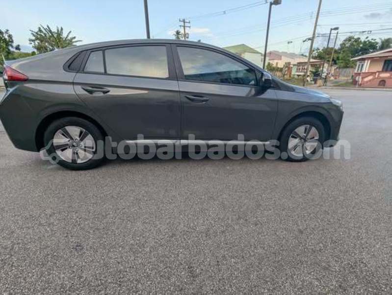Big with watermark hyundai santa fe barbados crab hill 5107