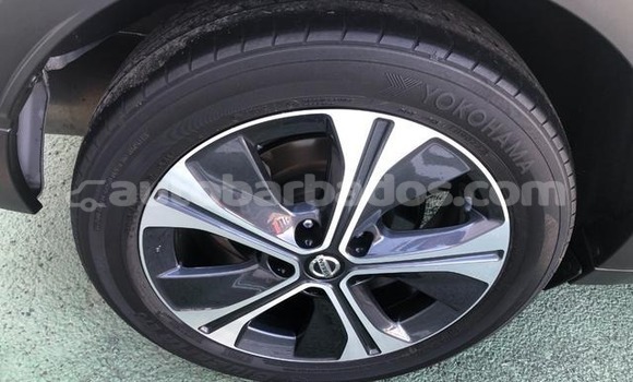 Buy Used Nissan Kix White Car in Bridgetown in Barbados Buy Used Nissan Kix White Car in Bridgetown in Barbados