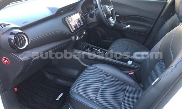 Buy Used Nissan Kix White Car in Bridgetown in Barbados Buy Used Nissan Kix White Car in Bridgetown in Barbados