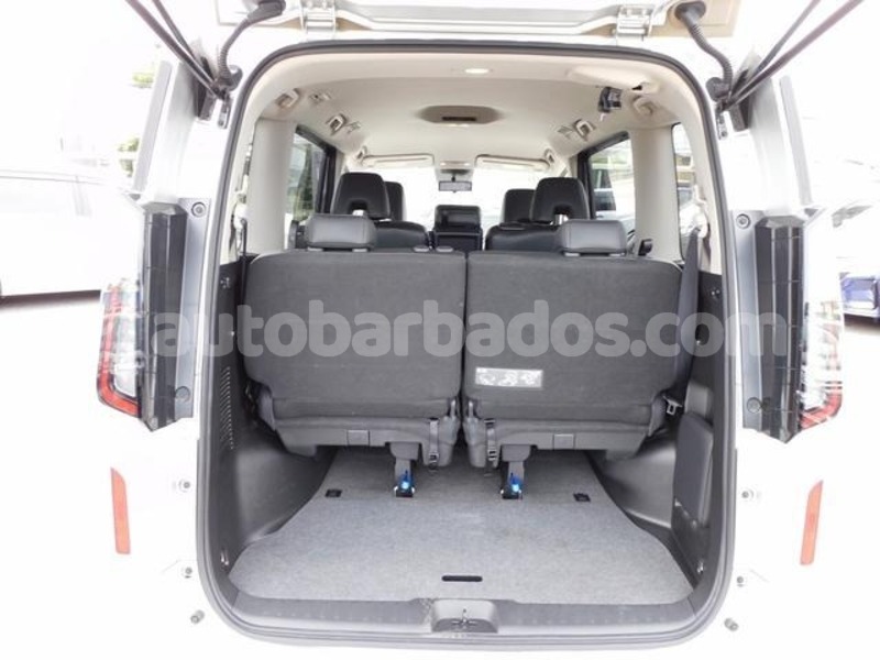 Big with watermark nissan serena barbados bridgetown 5123
