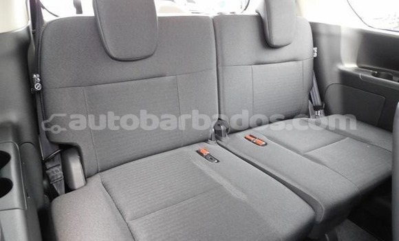 Buy Used Nissan Serena Silver Car in Bridgetown in Barbados Buy Used Nissan Serena Silver Car in Bridgetown in Barbados