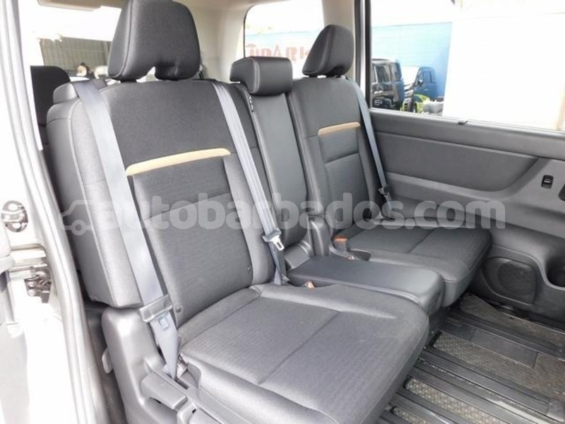 Big with watermark nissan serena barbados bridgetown 5123