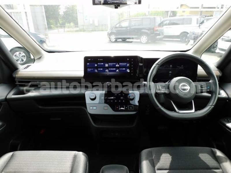 Big with watermark nissan serena barbados bridgetown 5123
