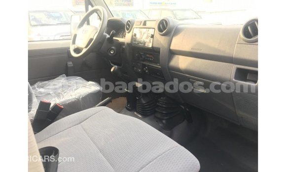 Buy Import Toyota Land Cruiser White Car in Import - Dubai in Barbados Buy Import Toyota Land Cruiser White Car in Import - Dubai in Barbados