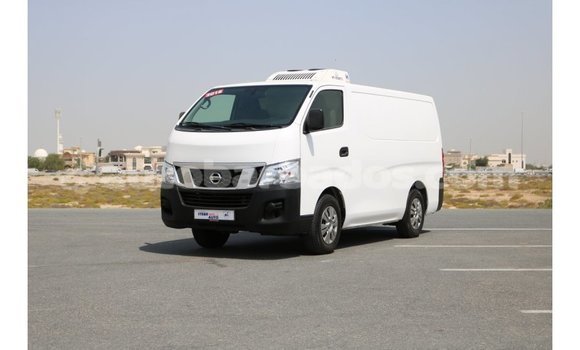 Buy Import Nissan Urvan White Car in Import - Dubai in Barbados