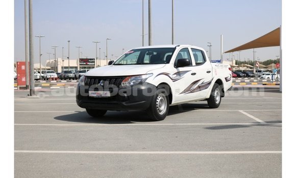 Buy Import Mitsubishi L200 White Car in Import - Dubai in Barbados