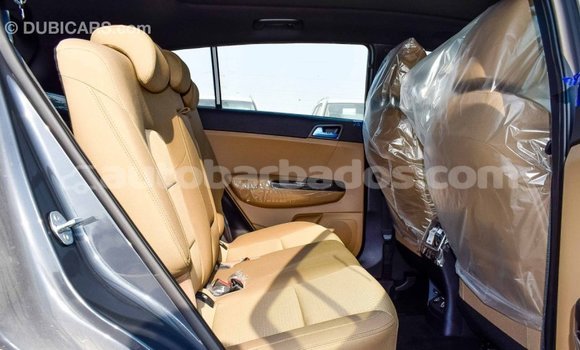 Buy Import Kia Sportage Other Car in Import - Dubai in Barbados Buy Import Kia Sportage Other Car in Import - Dubai in Barbados