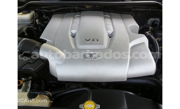 Buy Import Toyota Land Cruiser White Car in Import - Dubai in Barbados Buy Import Toyota Land Cruiser White Car in Import - Dubai in Barbados