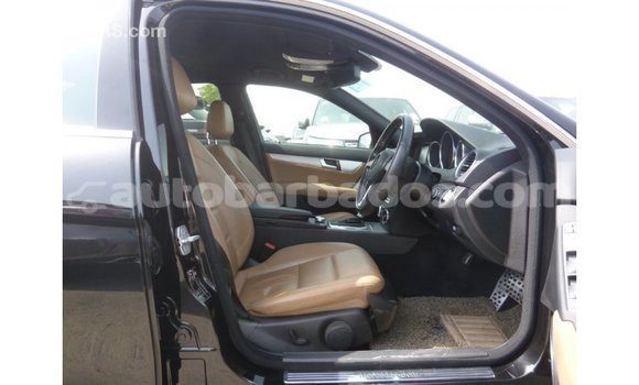 Buy Import Mercedes-Benz 190 (W201) Black Car in Import - Dubai in Barbados Buy Import Mercedes-Benz 190 (W201) Black Car in Import - Dubai in Barbados