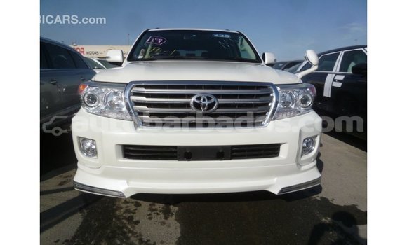 Buy Import Toyota Land Cruiser White Car in Import - Dubai in Barbados Buy Import Toyota Land Cruiser White Car in Import - Dubai in Barbados