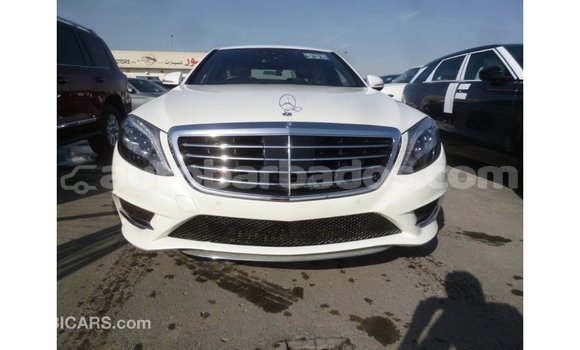Buy Import Mercedes-Benz 190 (W201) White Car in Import - Dubai in Barbados Buy Import Mercedes-Benz 190 (W201) White Car in Import - Dubai in Barbados