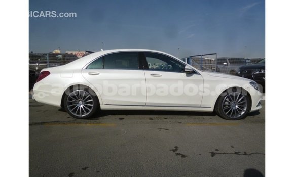Buy Import Mercedes-Benz 190 (W201) White Car in Import - Dubai in Barbados Buy Import Mercedes-Benz 190 (W201) White Car in Import - Dubai in Barbados