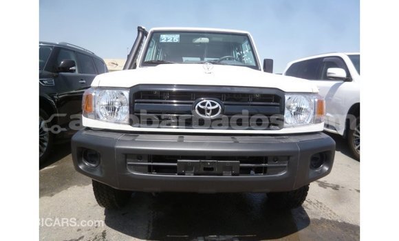 Buy Import Toyota Land Cruiser White Car in Import - Dubai in Barbados Buy Import Toyota Land Cruiser White Car in Import - Dubai in Barbados