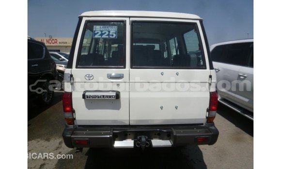 Buy Import Toyota Land Cruiser White Car in Import - Dubai in Barbados Buy Import Toyota Land Cruiser White Car in Import - Dubai in Barbados