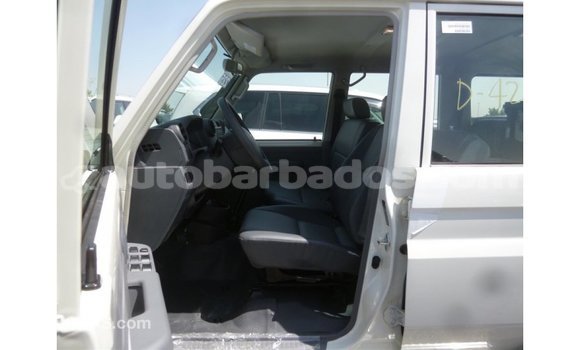 Buy Import Toyota Land Cruiser White Car in Import - Dubai in Barbados Buy Import Toyota Land Cruiser White Car in Import - Dubai in Barbados