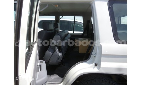Buy Import Toyota Land Cruiser White Car in Import - Dubai in Barbados Buy Import Toyota Land Cruiser White Car in Import - Dubai in Barbados