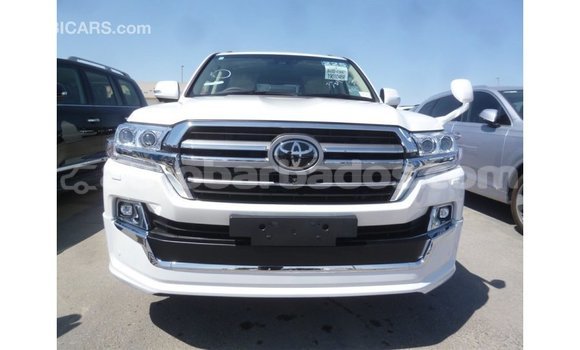 Buy Import Toyota Land Cruiser White Car in Import - Dubai in Barbados Buy Import Toyota Land Cruiser White Car in Import - Dubai in Barbados