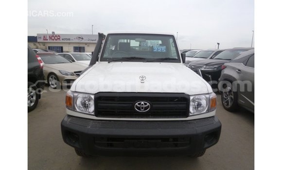 Buy Import Toyota Land Cruiser White Car in Import - Dubai in Barbados Buy Import Toyota Land Cruiser White Car in Import - Dubai in Barbados
