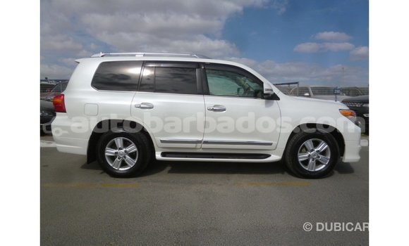 Buy Import Toyota Land Cruiser White Car in Import - Dubai in Barbados Buy Import Toyota Land Cruiser White Car in Import - Dubai in Barbados