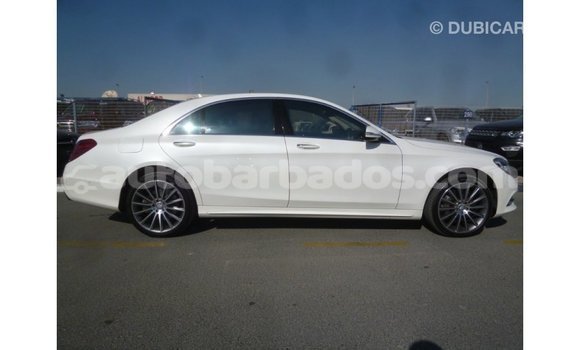 Buy Import Mercedes-Benz 190 (W201) White Car in Import - Dubai in Barbados Buy Import Mercedes-Benz 190 (W201) White Car in Import - Dubai in Barbados